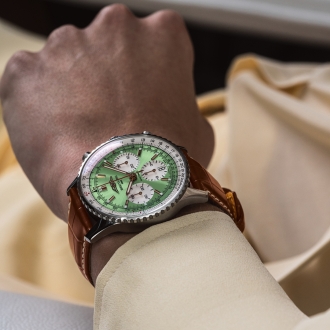 2022 Breitling Navitimer Kachel 1