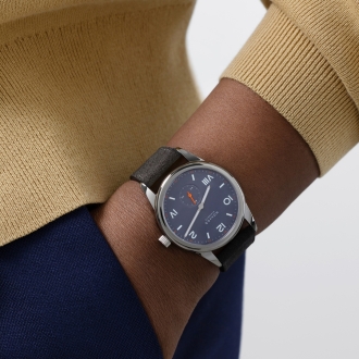 2022 NOMOS Club Kachel 1