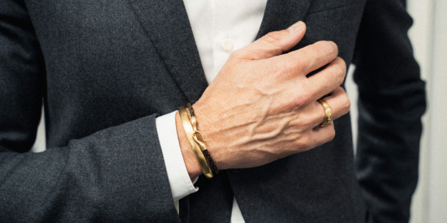 2022_Shooting_Herrenschmuck_Mobil 2022_Shooting_Herrenschmuck_Mobil